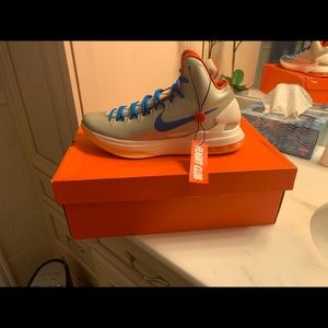 Nike KD 5 basketball sneakers.